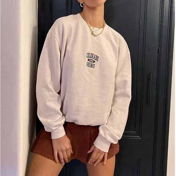 URBAN OUTFITTERS Colorado Springs Cream Crew Neck Sweatshirt size L - Picture 2 of 7